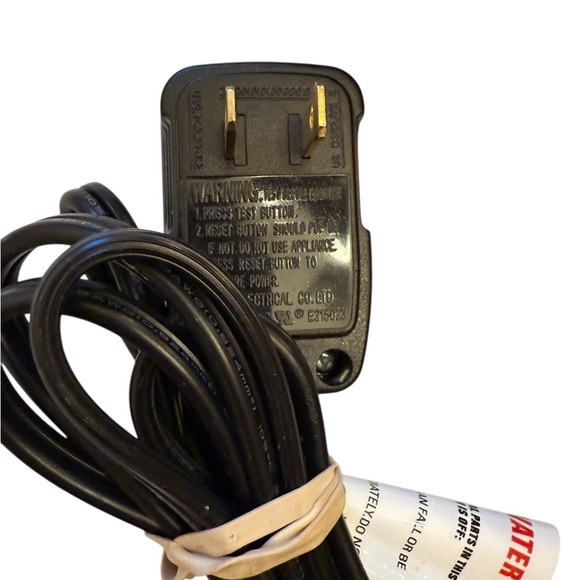 Revlon One-Step Volumizer Original 1.0 Hair Dryer and Hot Air Brush - Picture 5 of 11